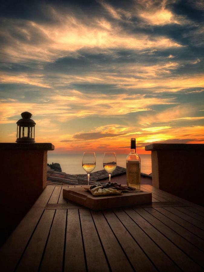 Villa Brezza Marina Nebida Экстерьер фото